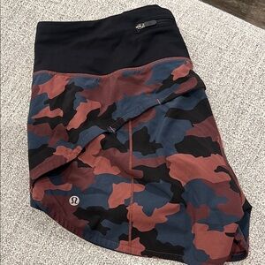 Lululemon Speed Up shorts